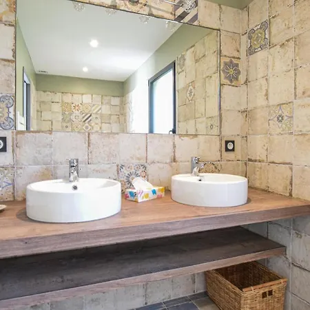 بيت للعطل Stunning In With Wifi Hattenville